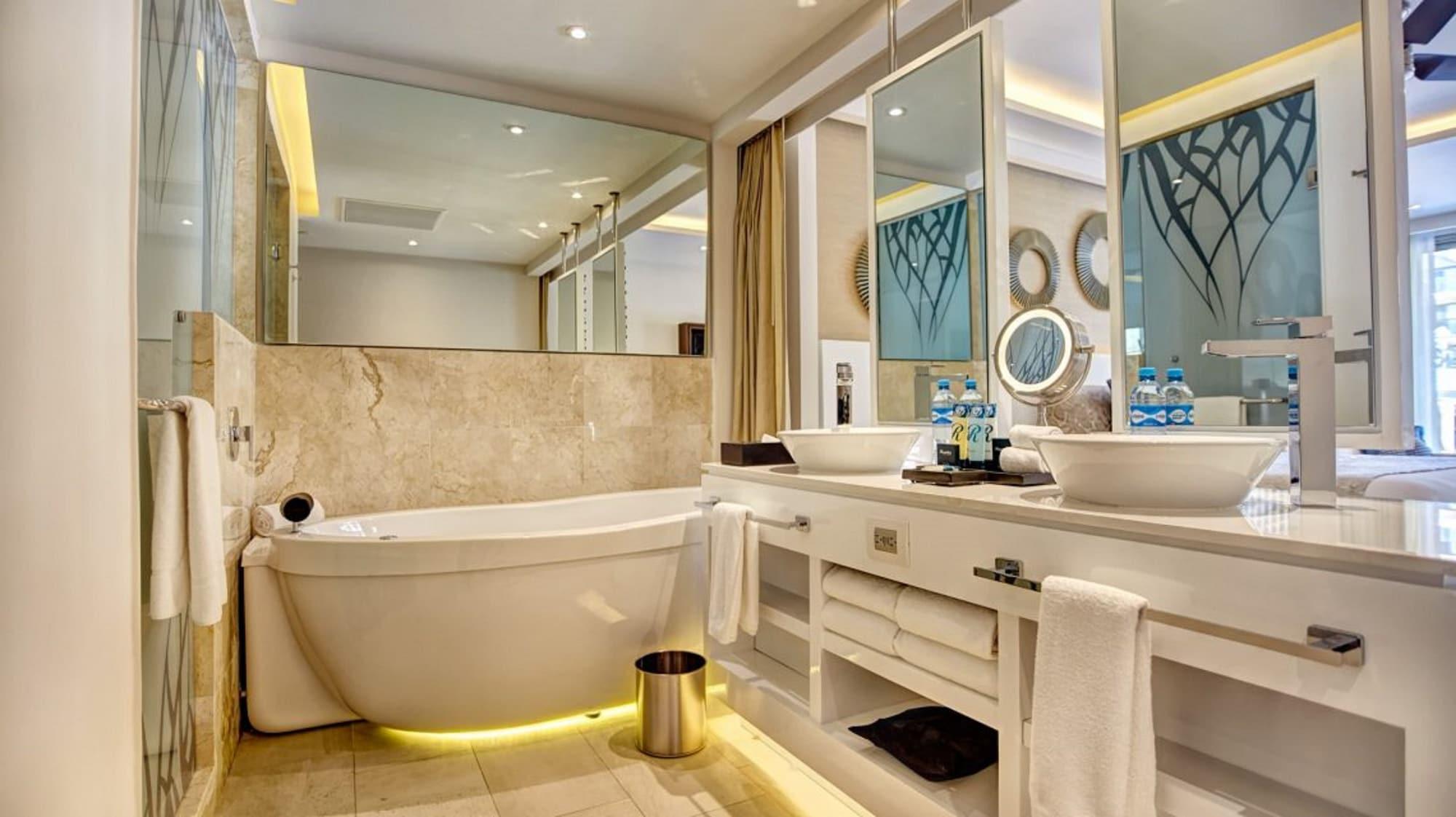 Luxury Junior Suite Ocean View
