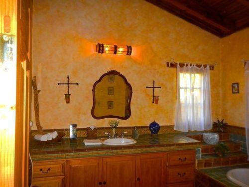 image-housing-carousel