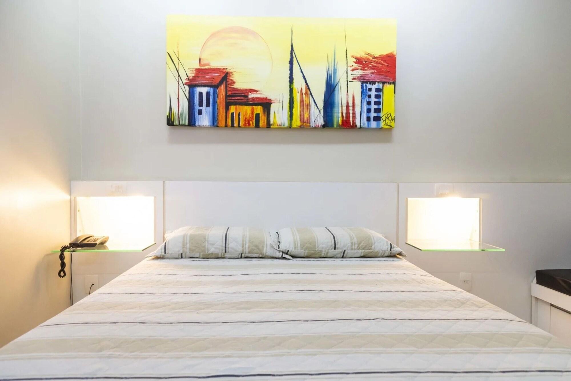 image-housing-carousel