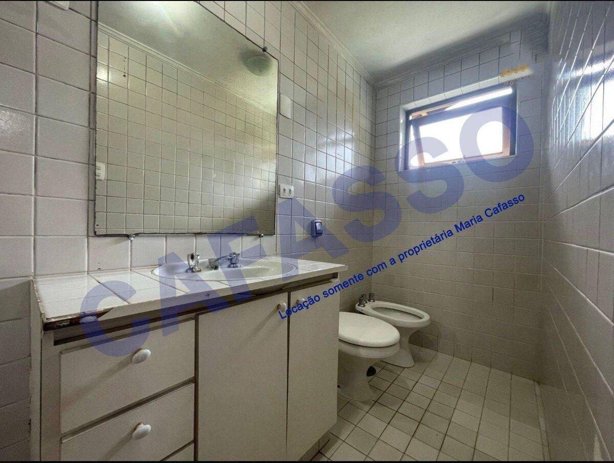 image-housing-carousel