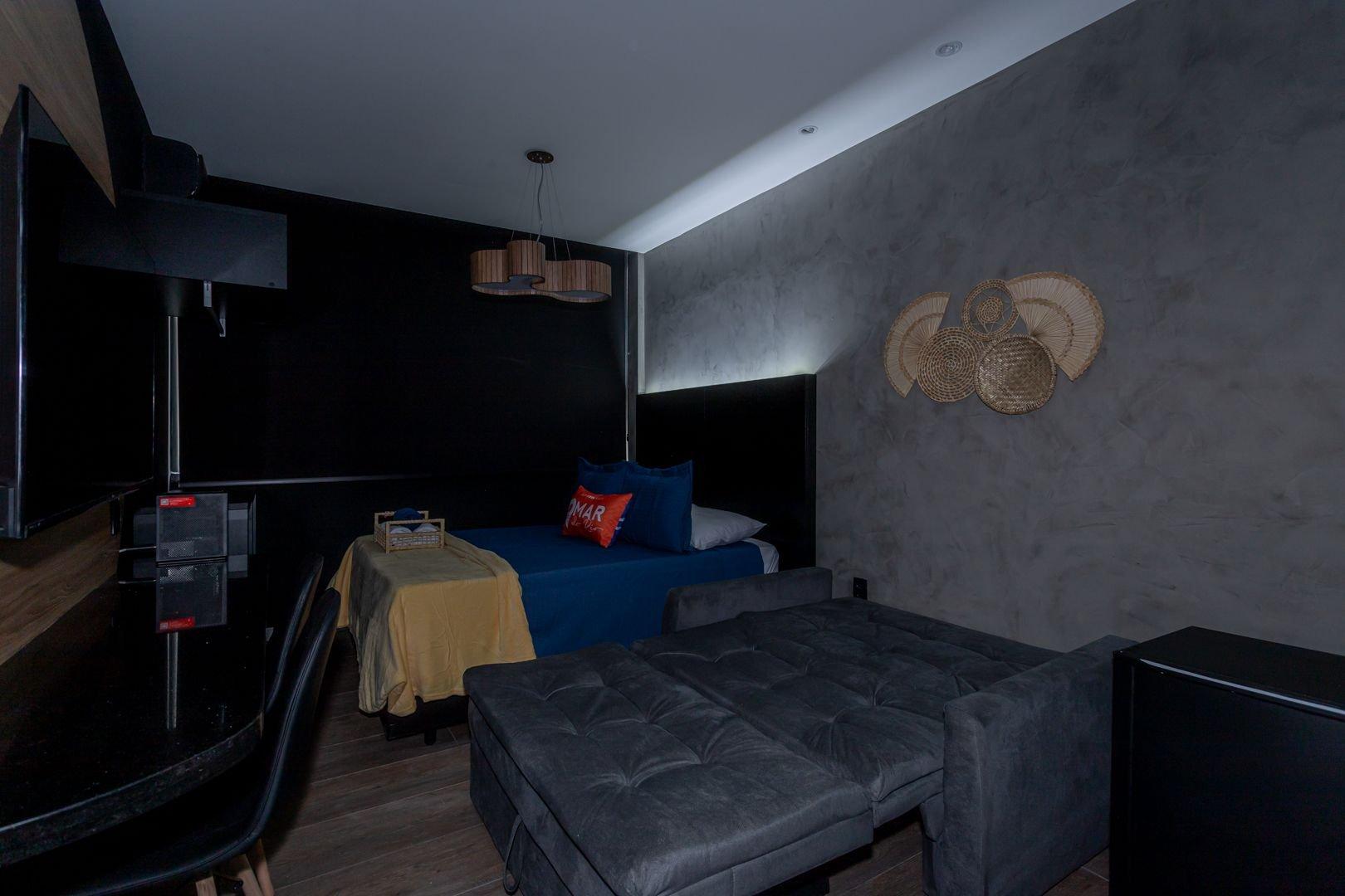 image-housing-carousel