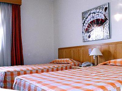 image-housing-carousel