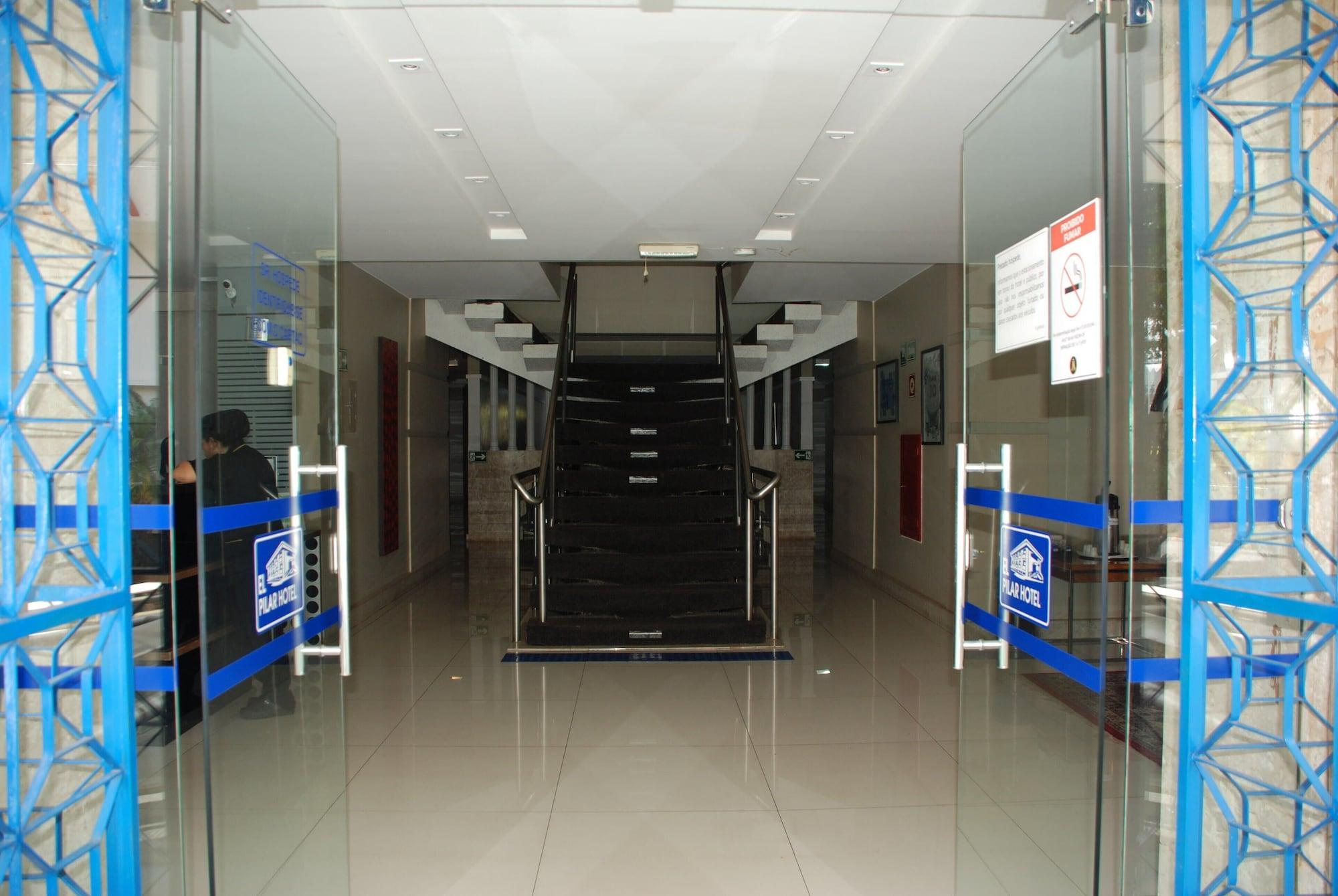 image-housing-carousel