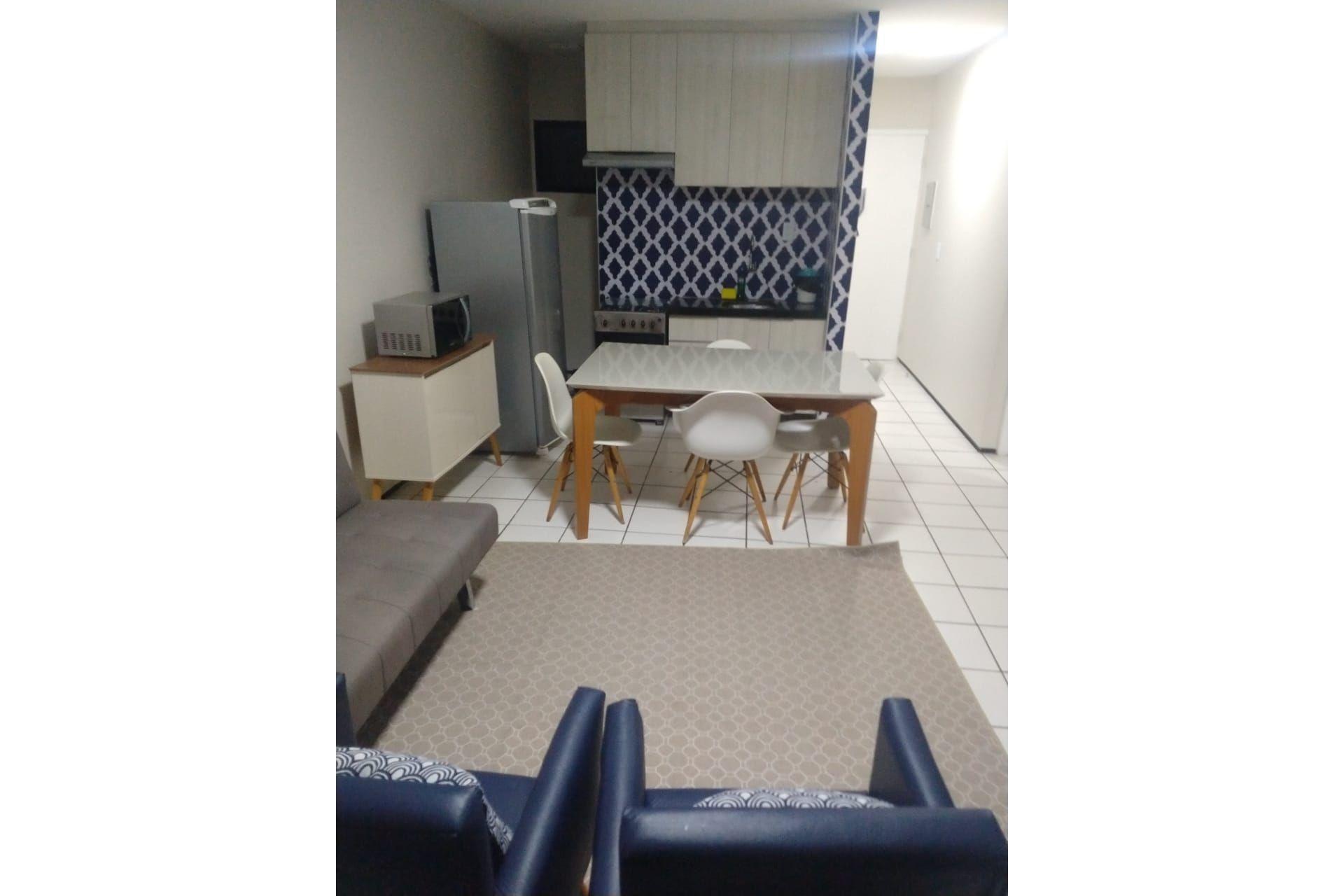 image-housing-carousel
