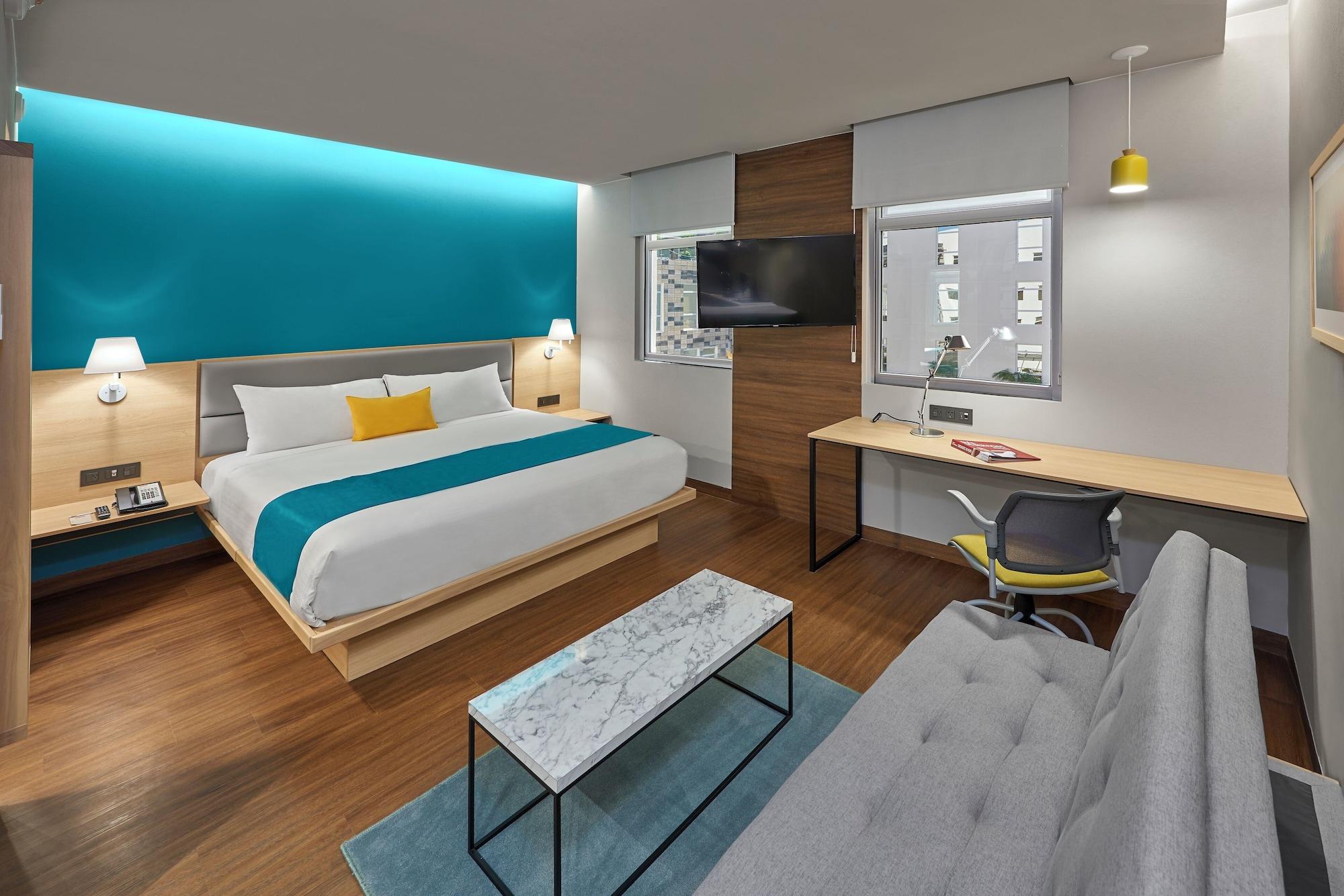 Suite, 1 cama King size con sofá cama