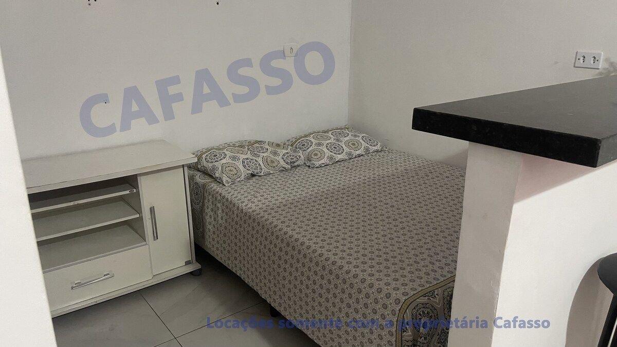image-housing-carousel