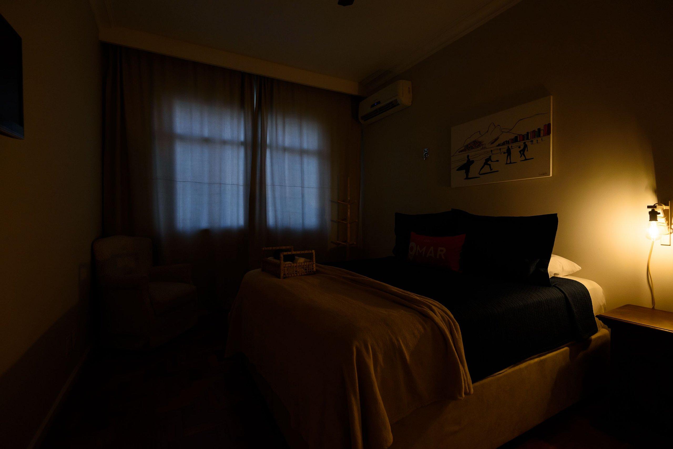 image-housing-carousel