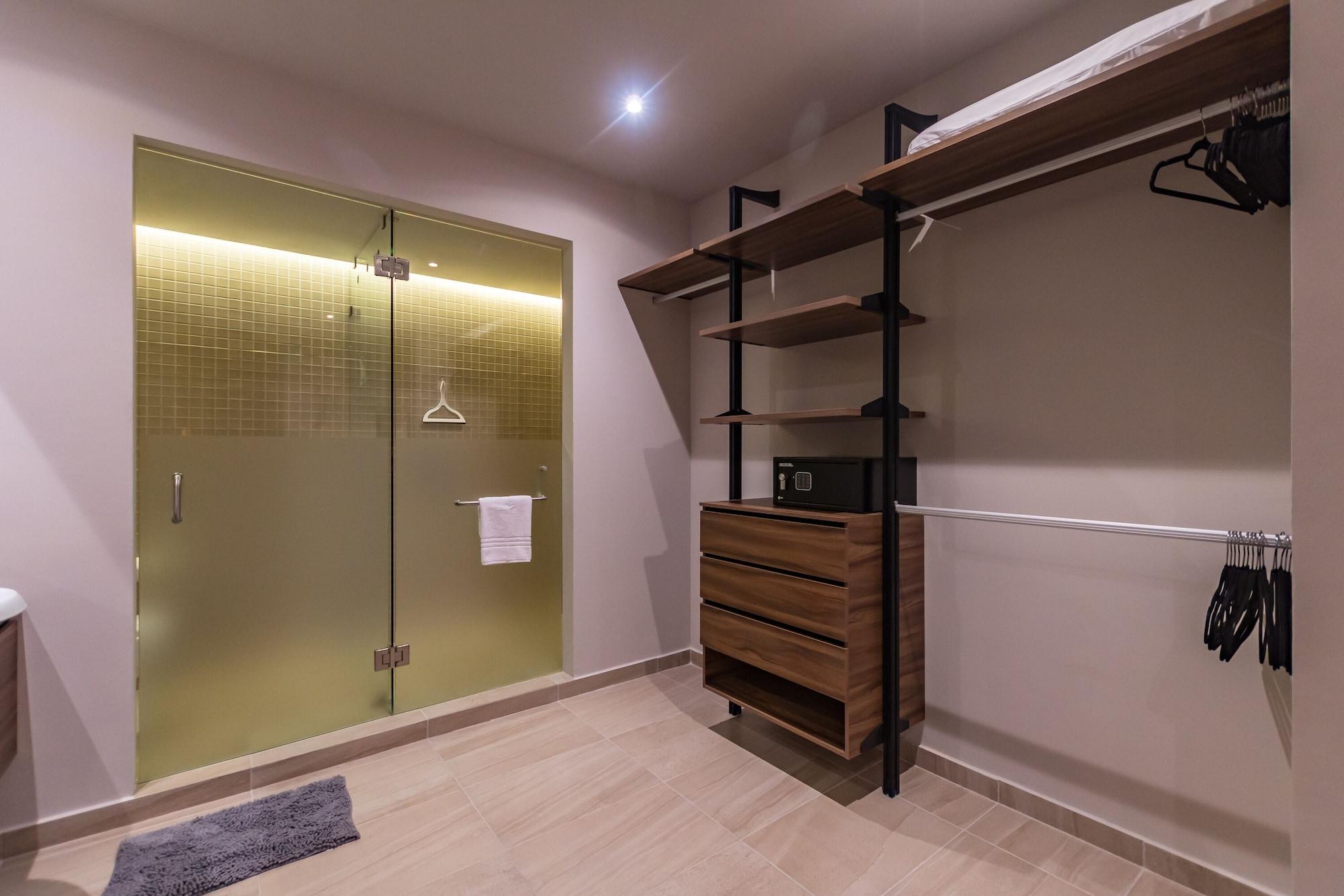 Departamento Grand, 1 habitación, balcón