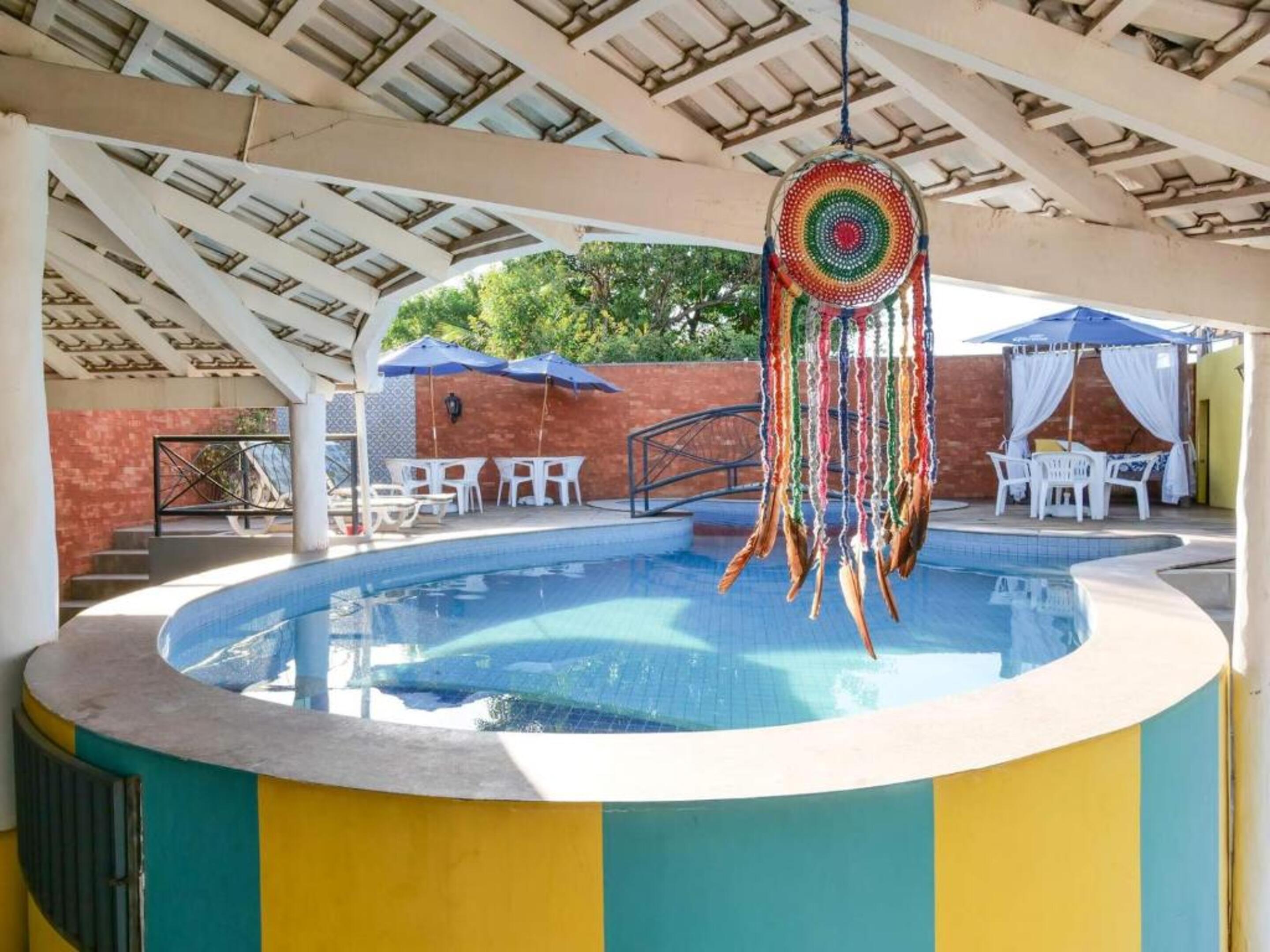 image-housing-carousel