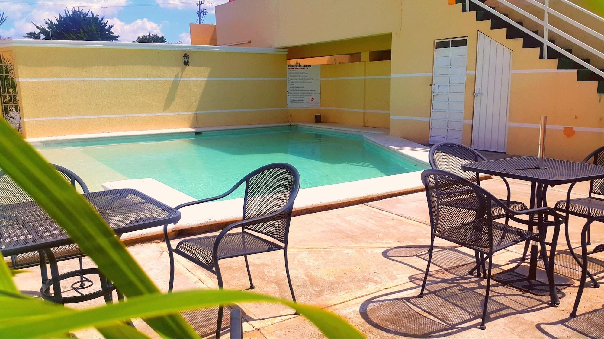 Hotel El Marques 4