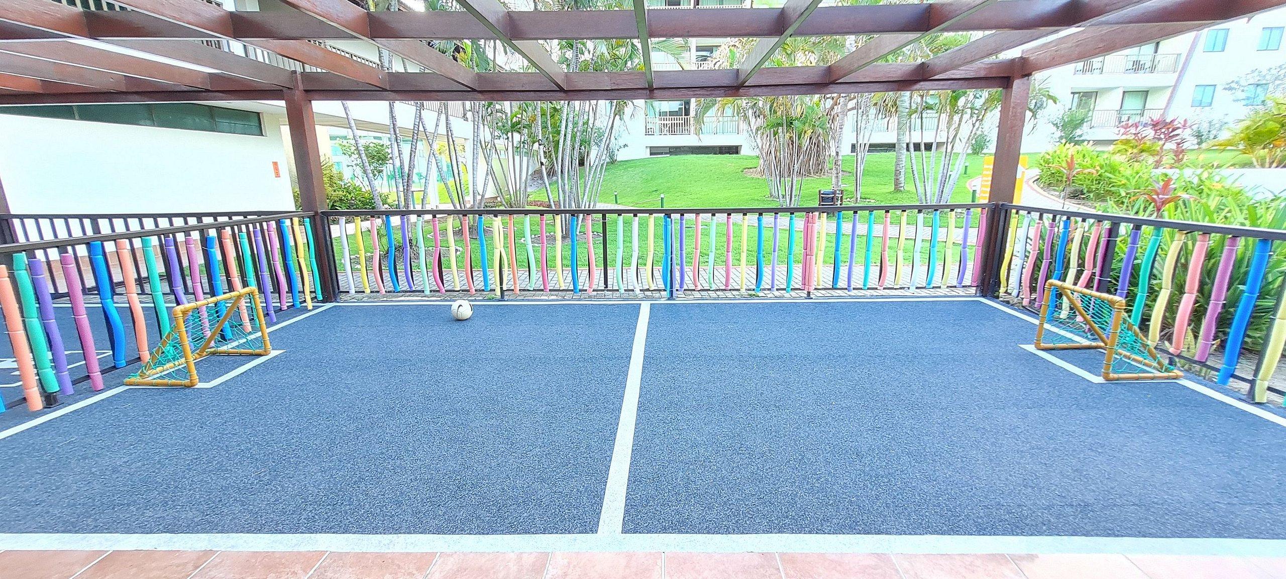 image-housing-carousel