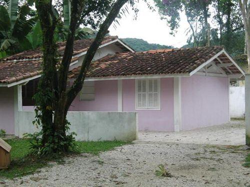image-housing-carousel