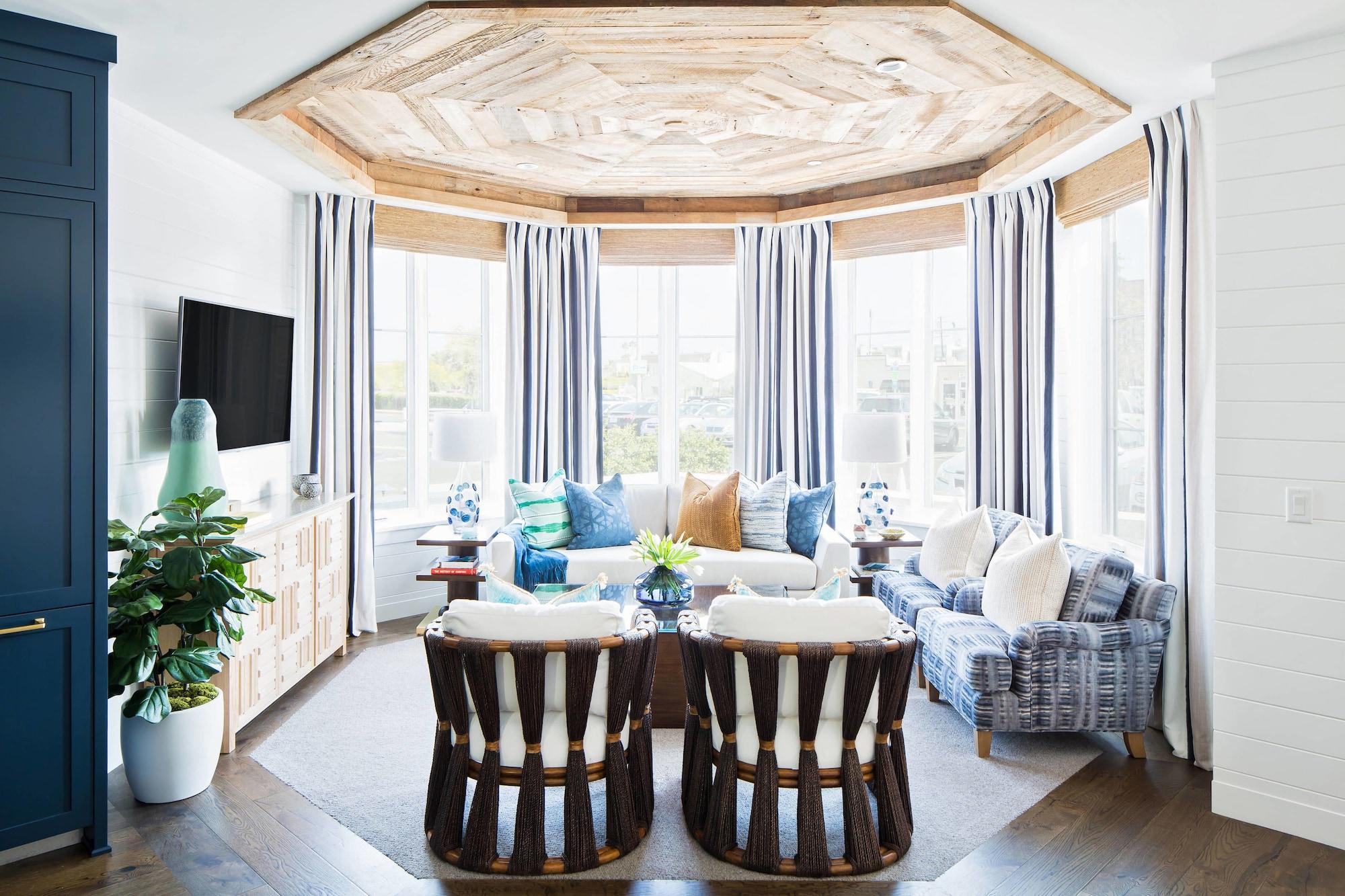 image-housing-carousel