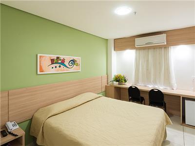 image-housing-carousel