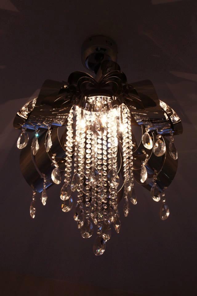 image-housing-carousel