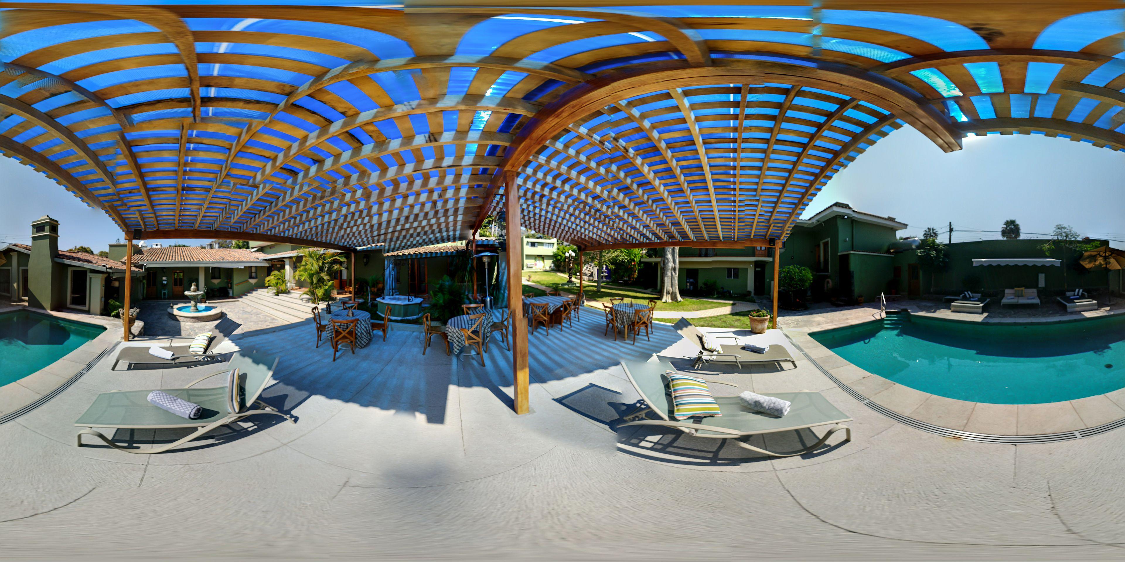 image-housing-carousel