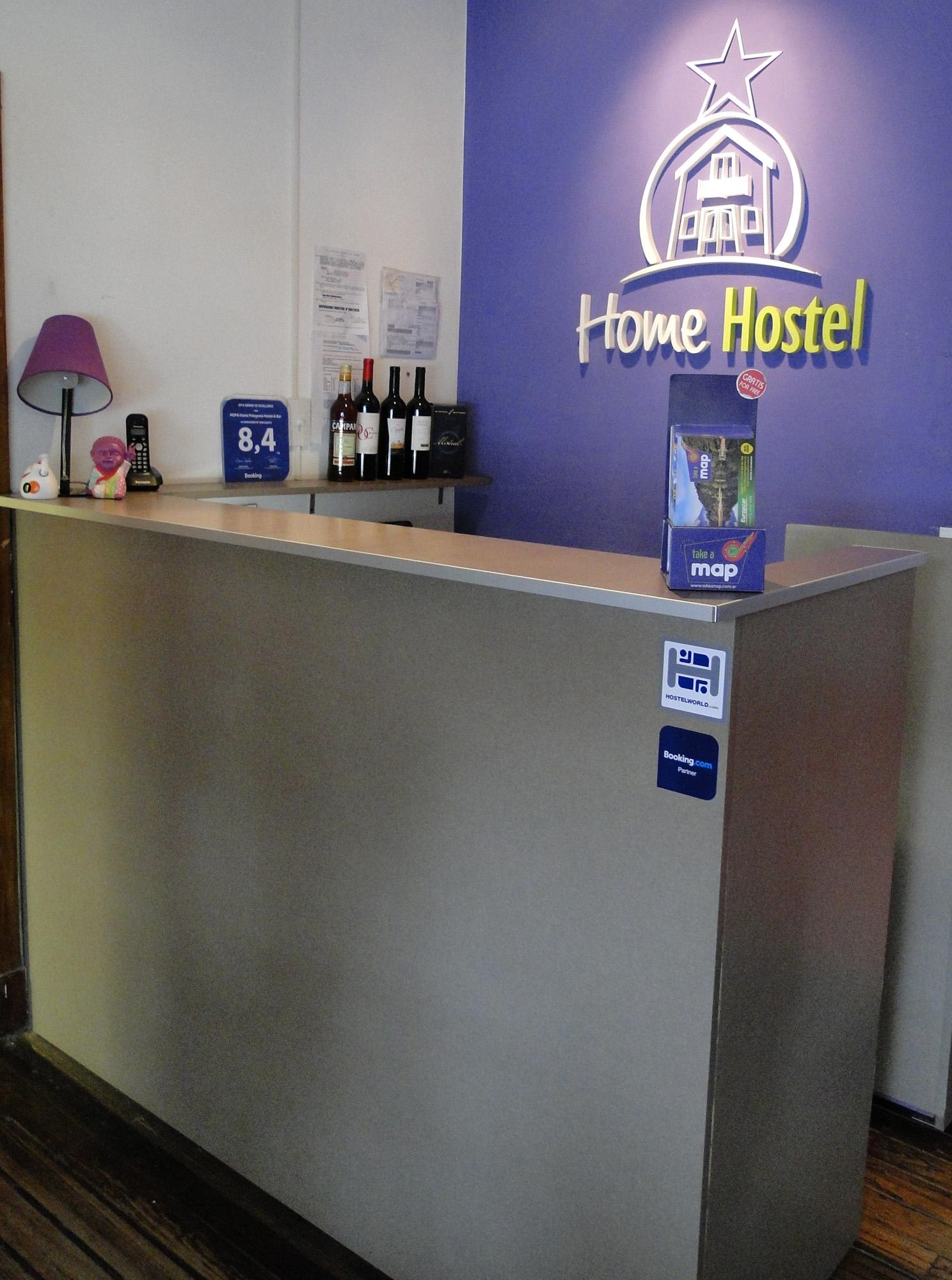 image-housing-carousel