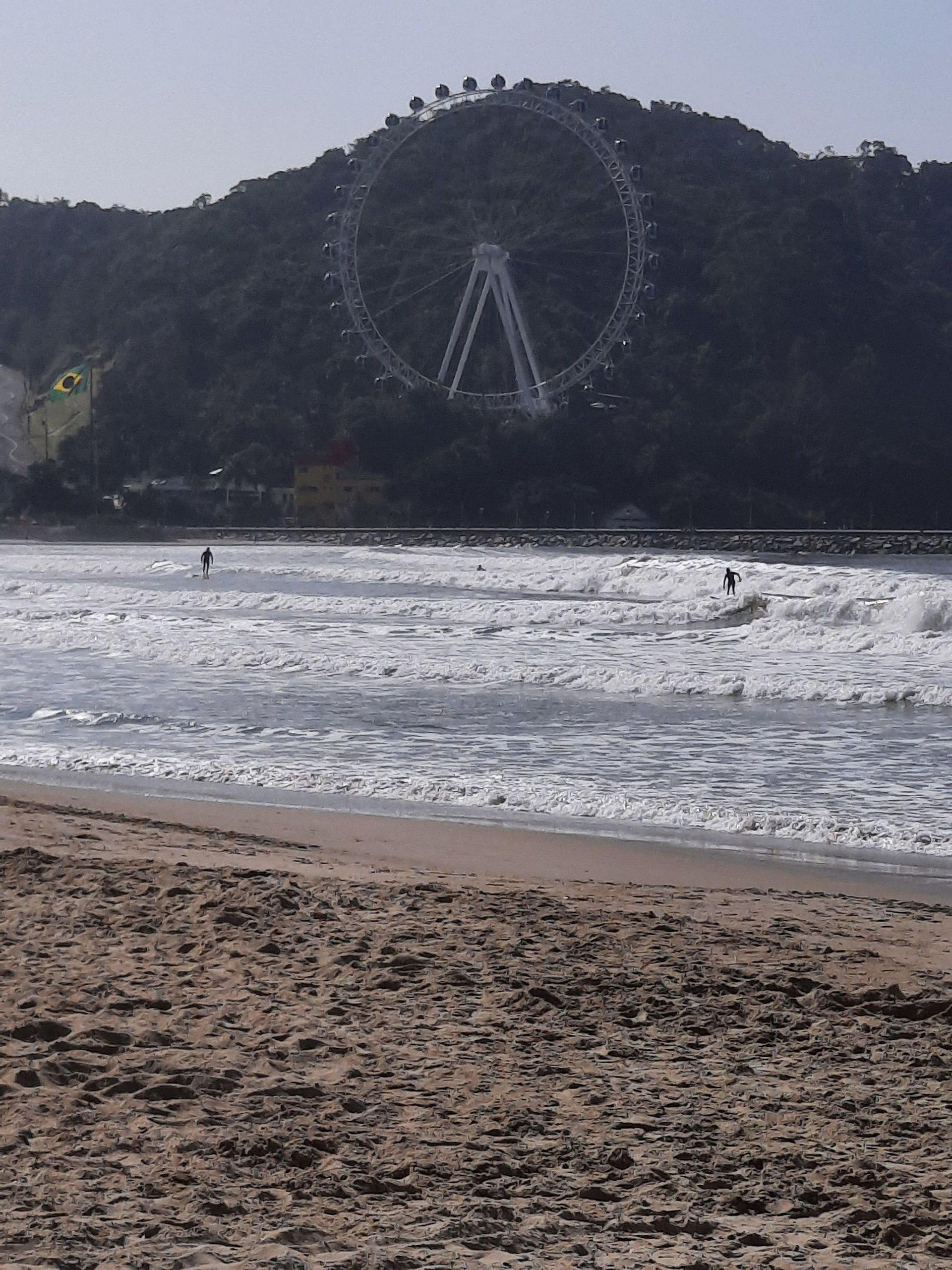 image-housing-carousel