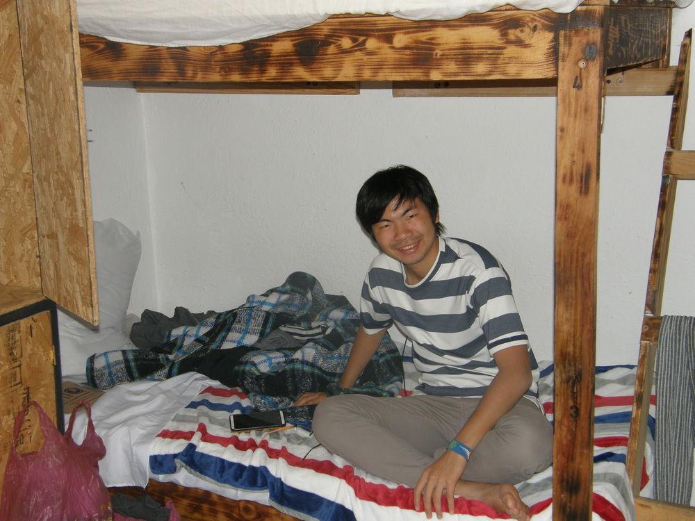 image-housing-carousel