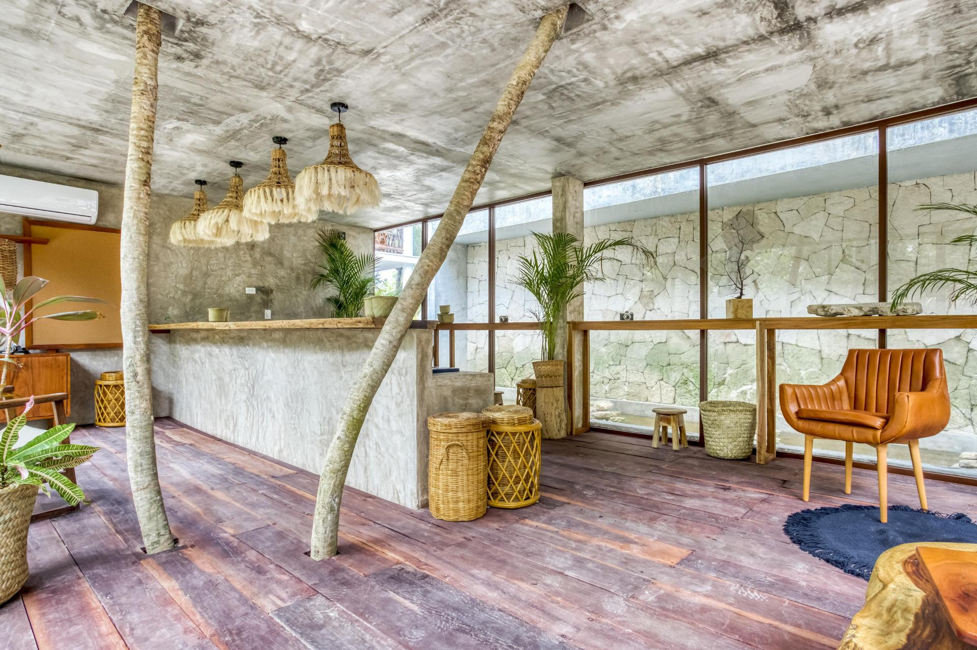 image-housing-carousel