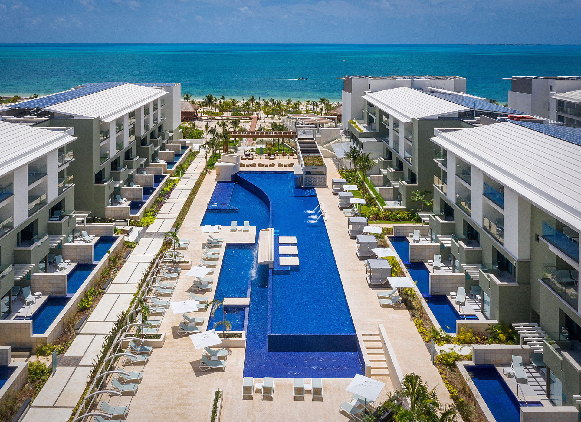 Catalonia Grand Costa Mujeres All Suites & Spa