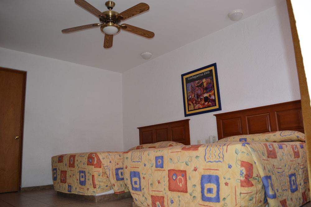 image-housing-carousel