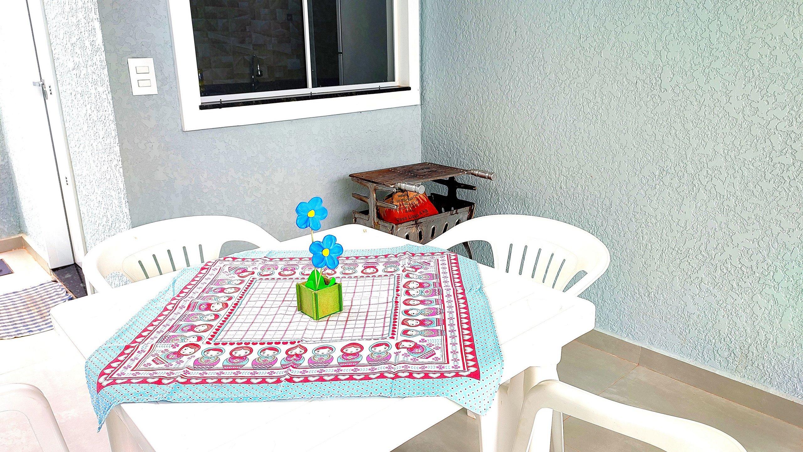 image-housing-carousel