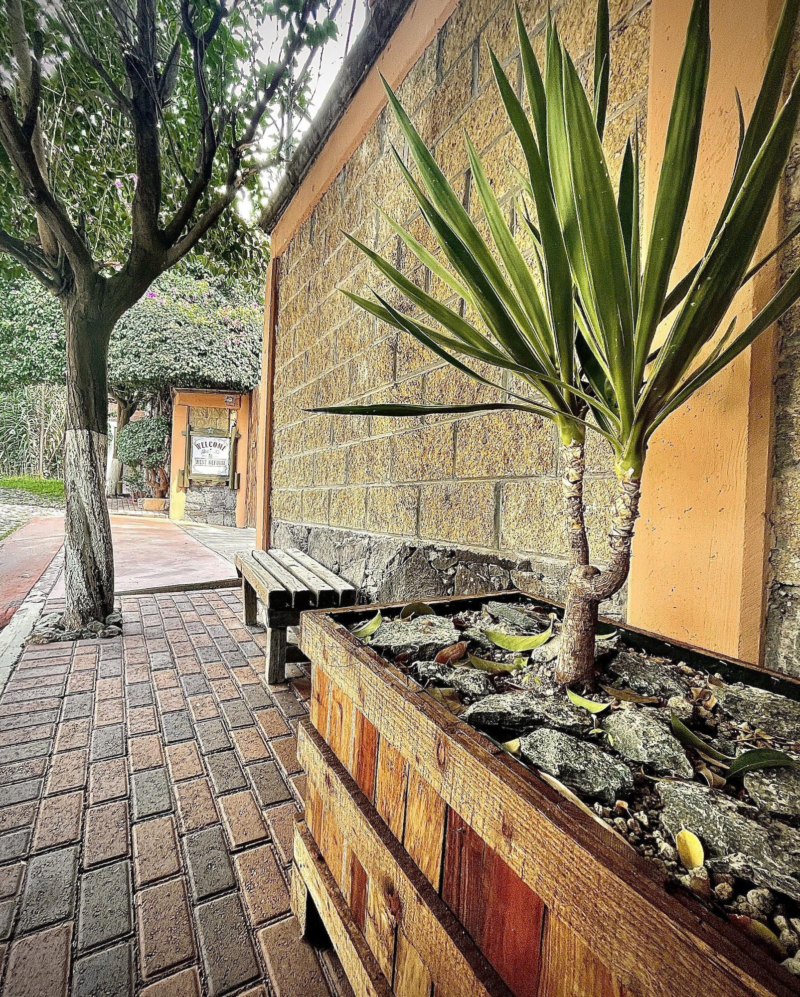 Hotel West Refugio 6