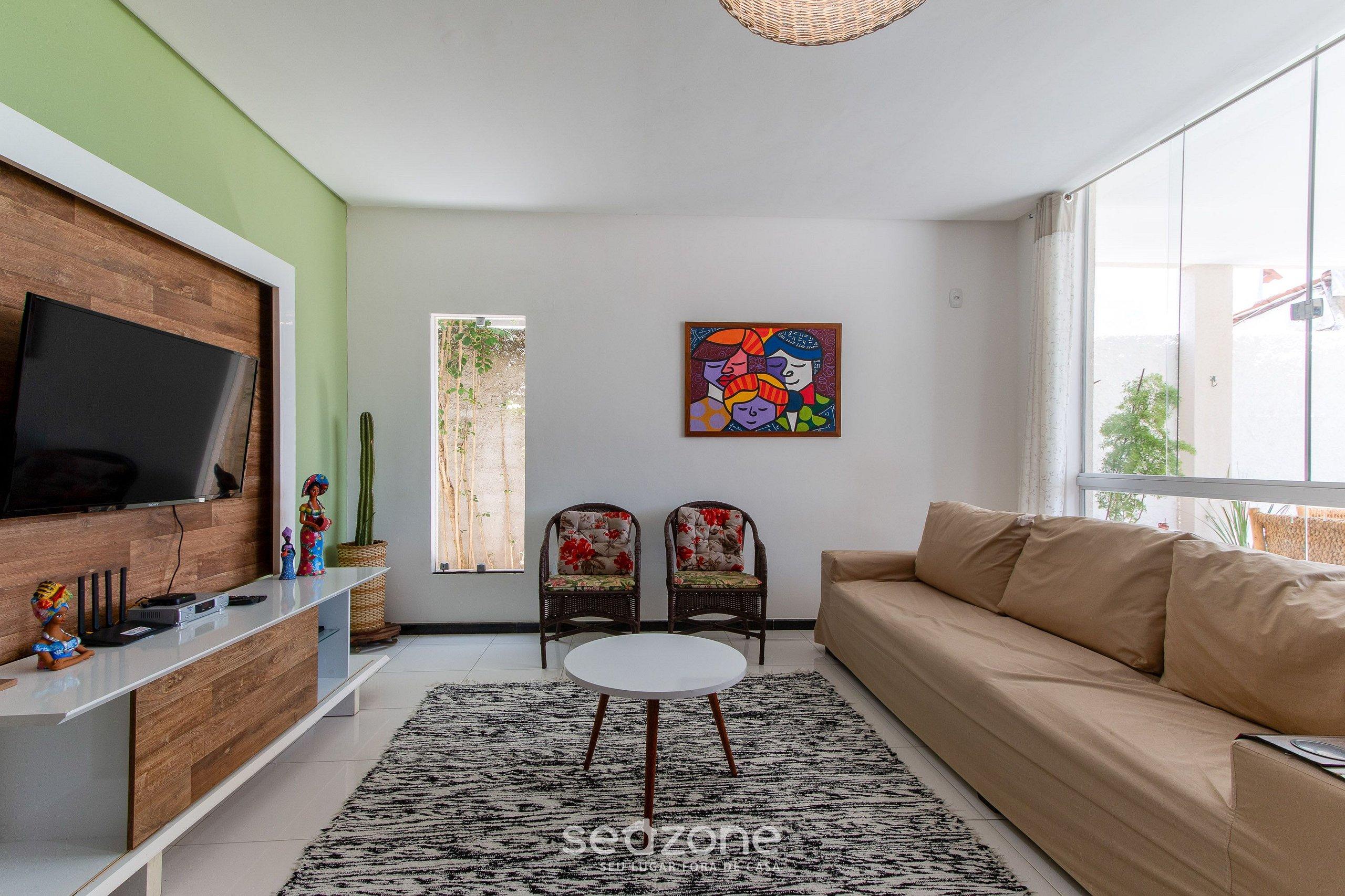 image-housing-carousel