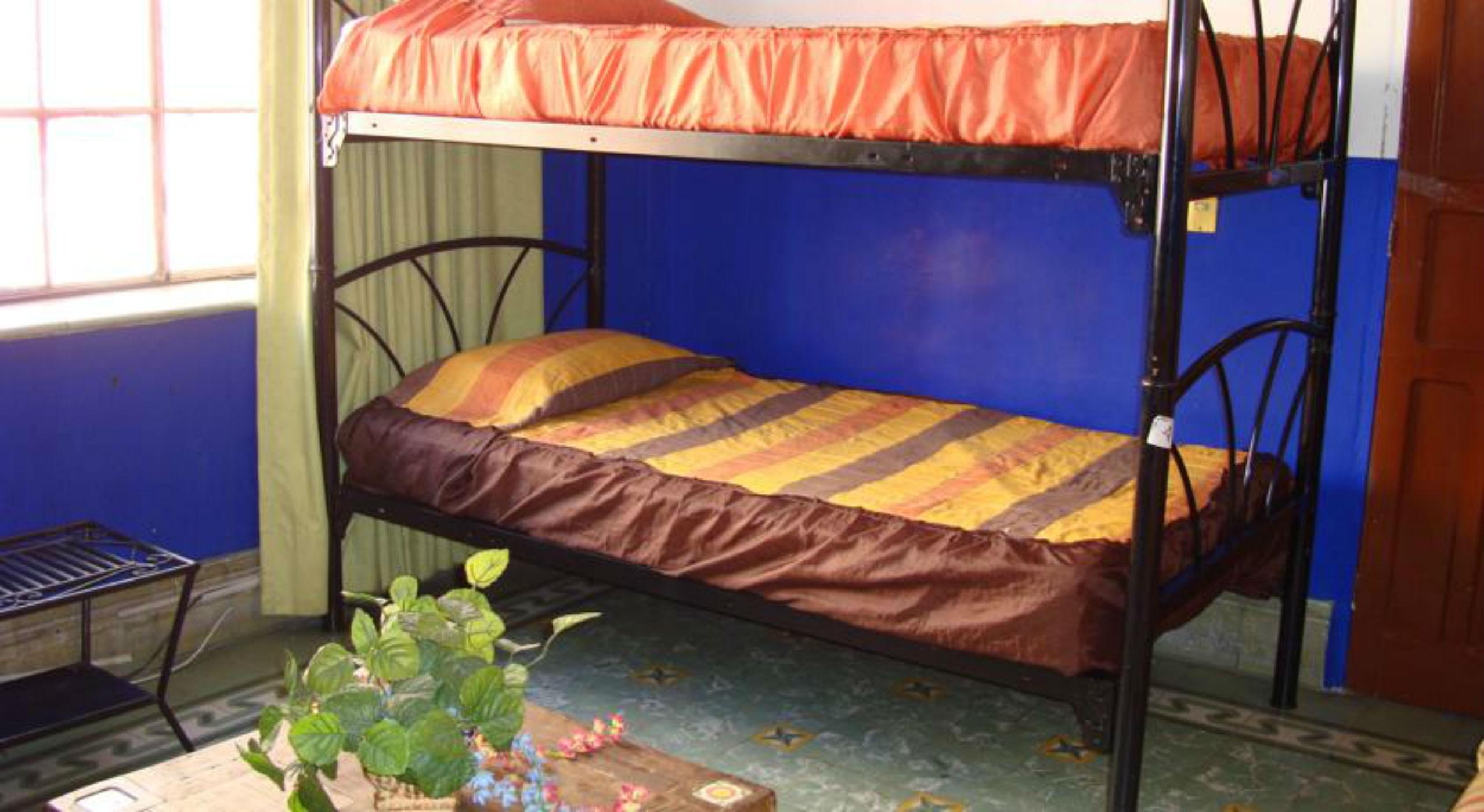 image-housing-carousel