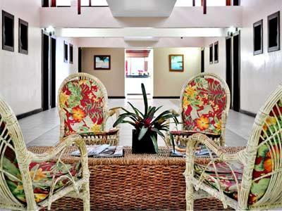 image-housing-carousel