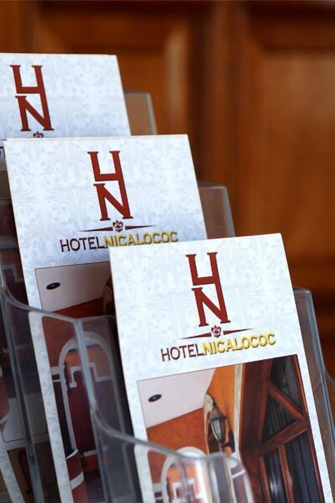 image-housing-carousel