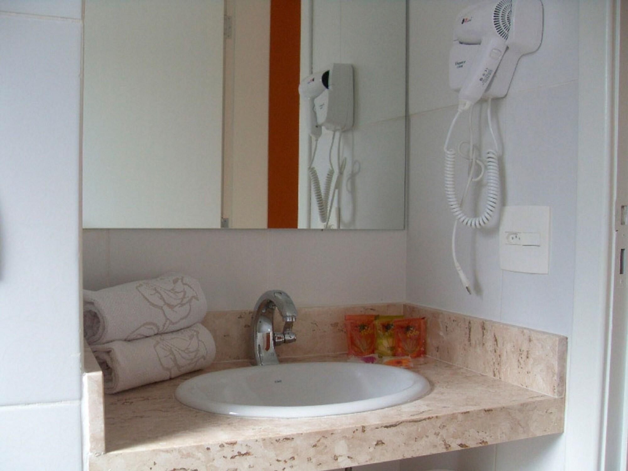 image-housing-carousel