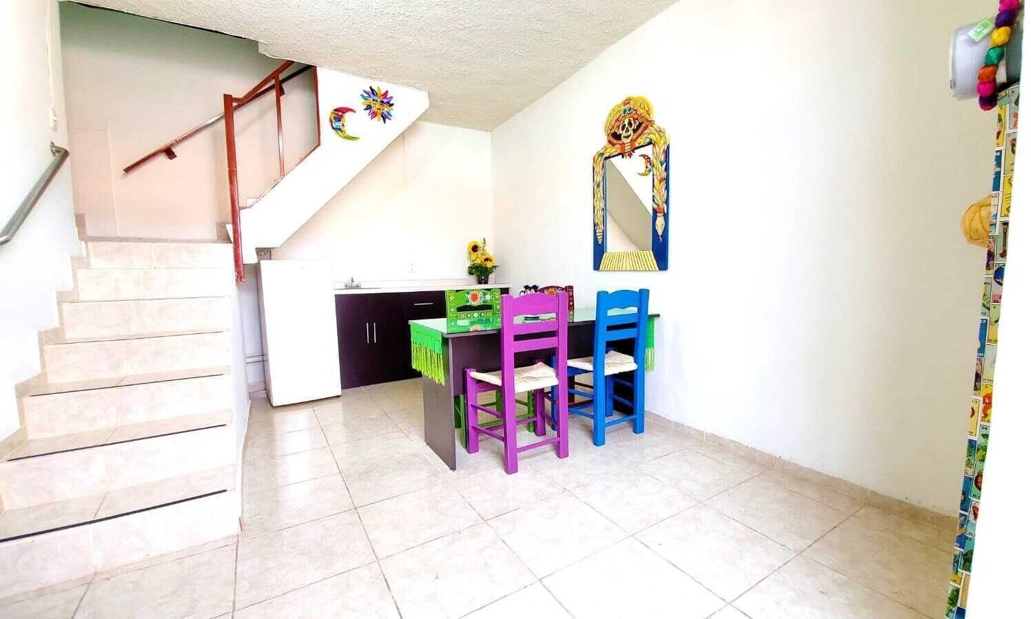 image-housing-carousel