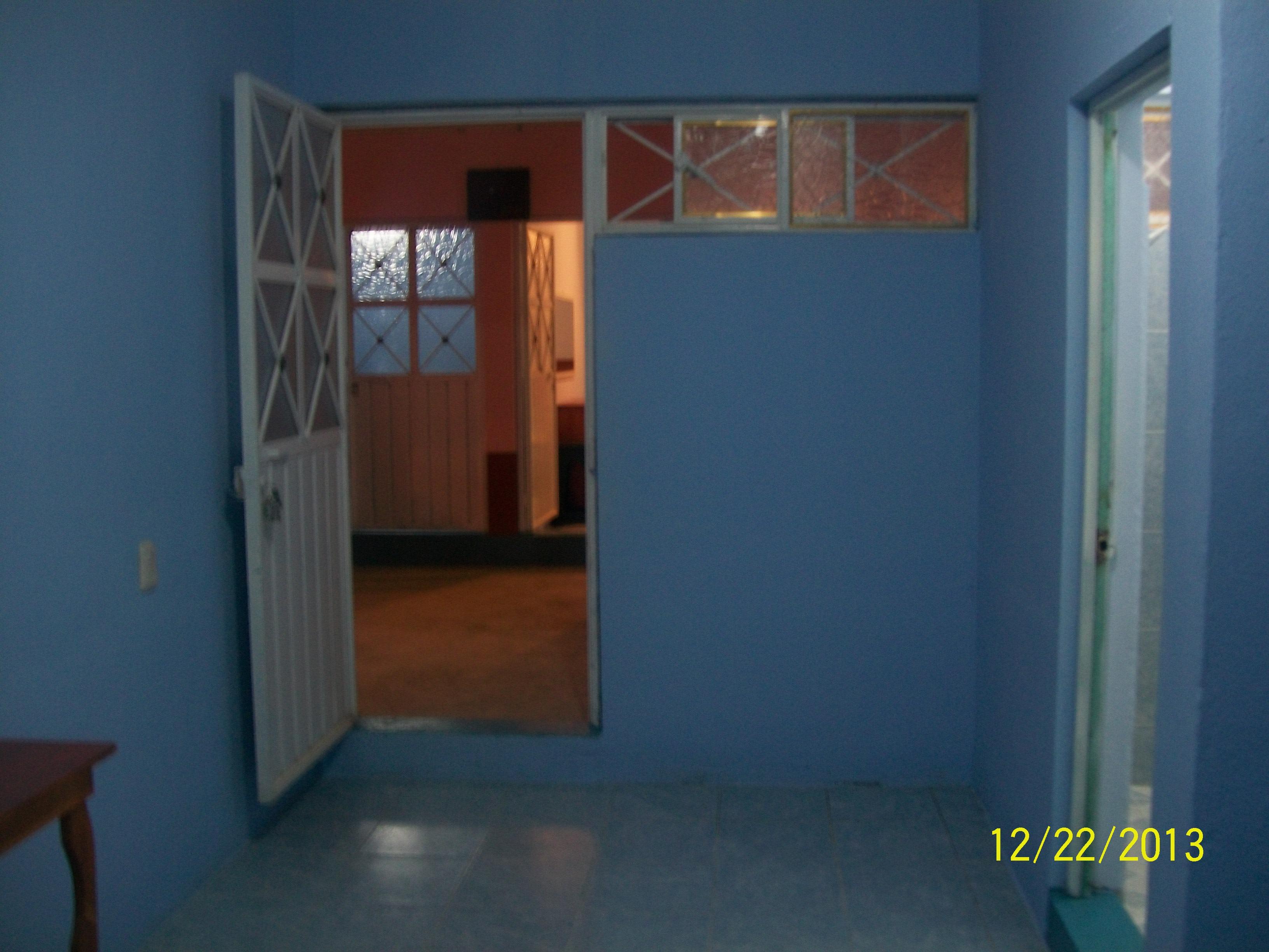 image-housing-carousel