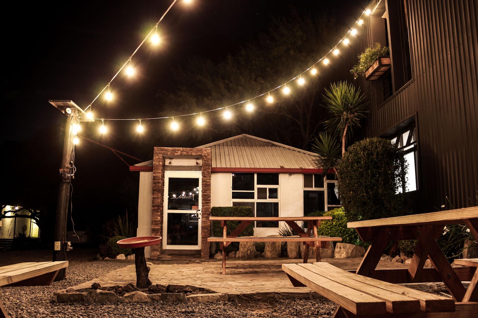 image-housing-carousel