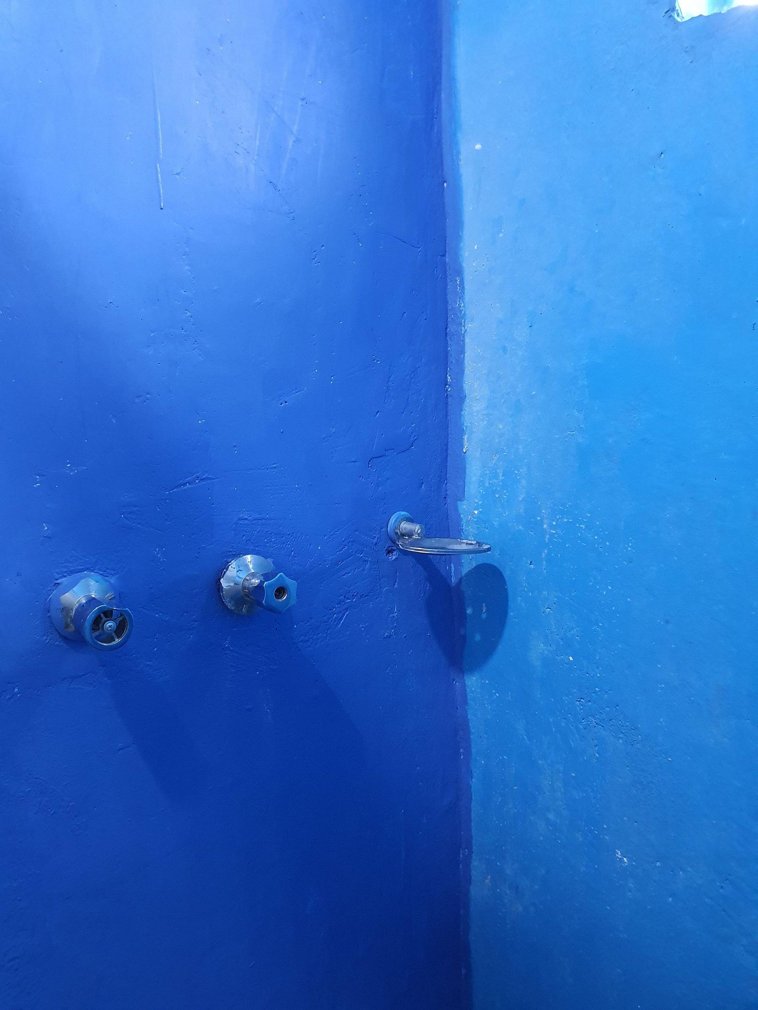 image-housing-carousel