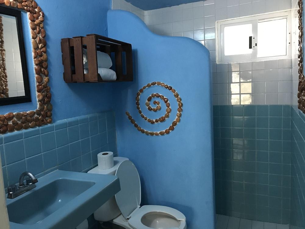 image-housing-carousel