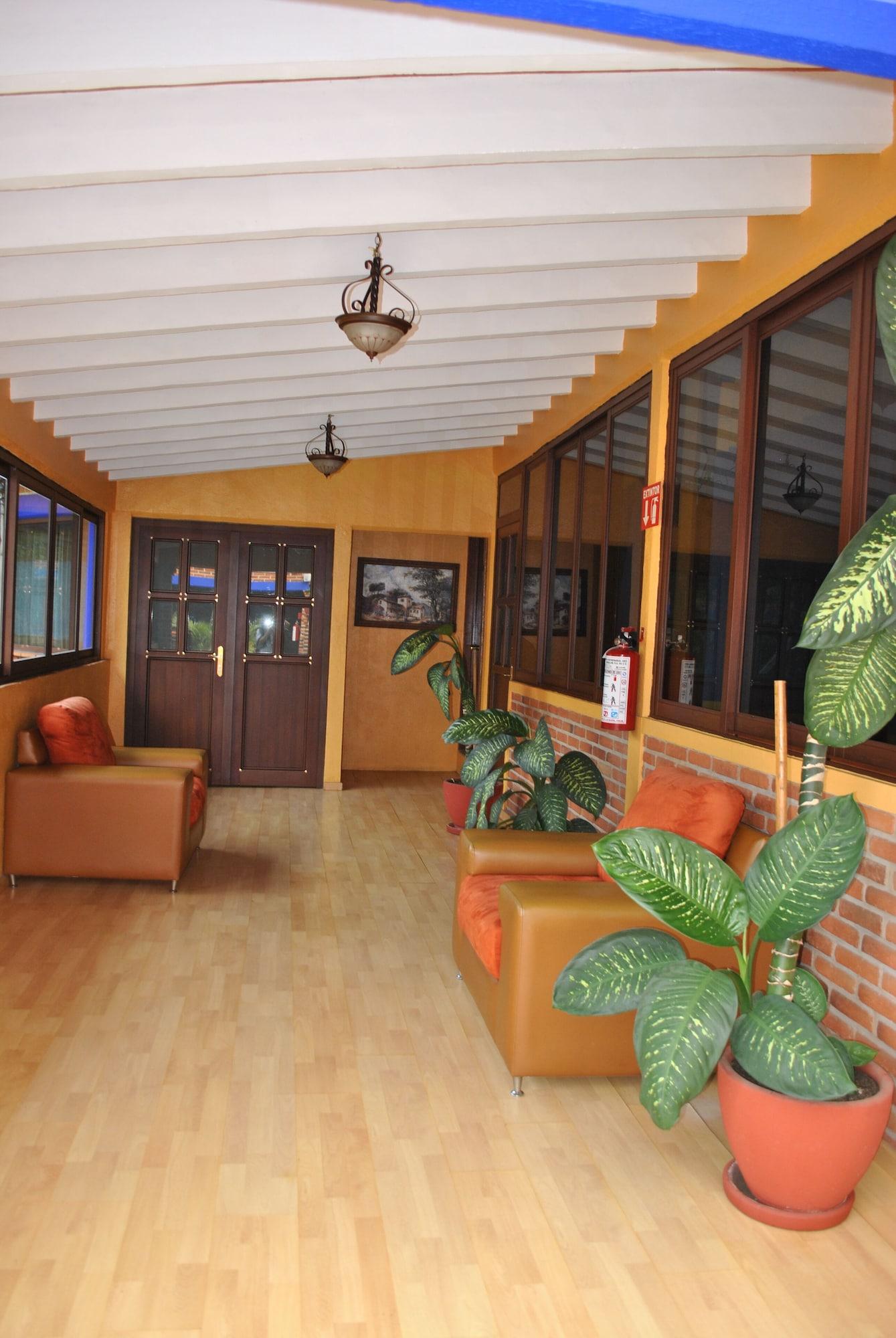 image-housing-carousel