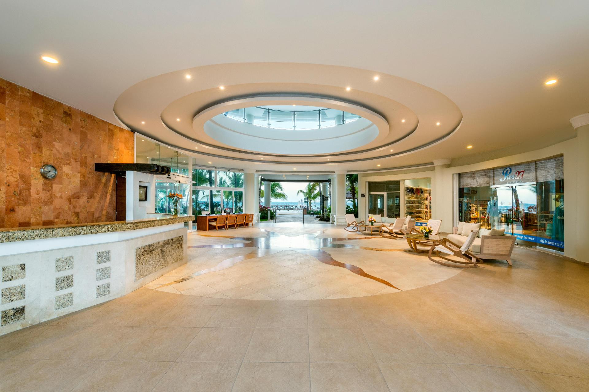 image-housing-carousel