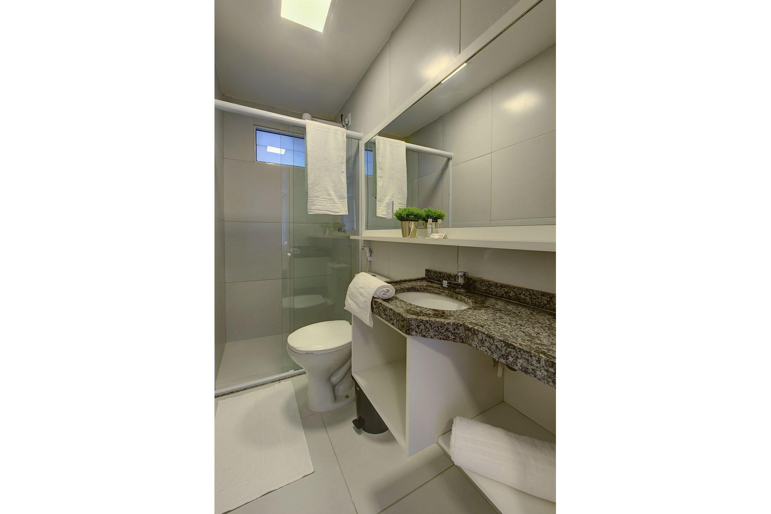 image-housing-carousel