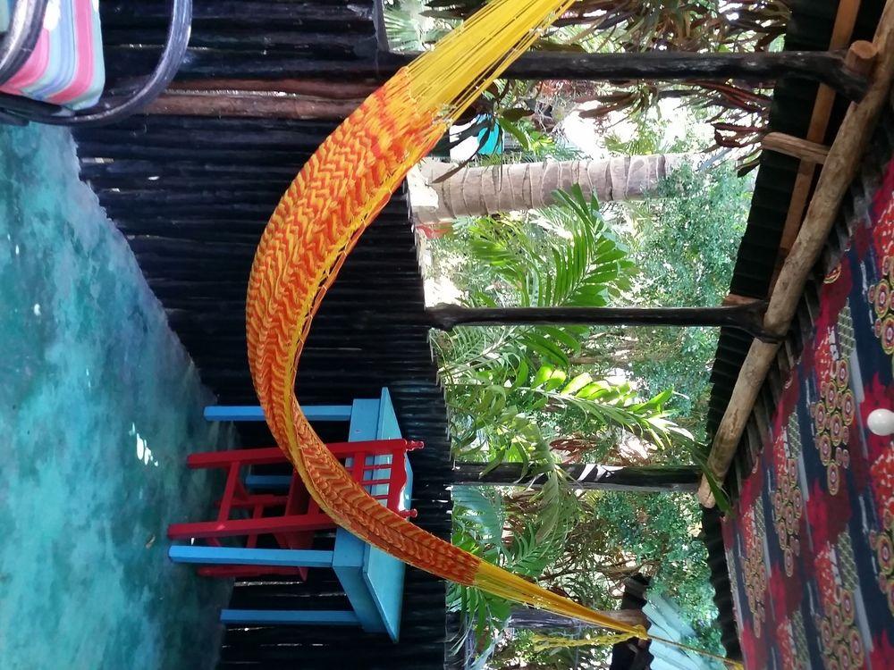 image-housing-carousel