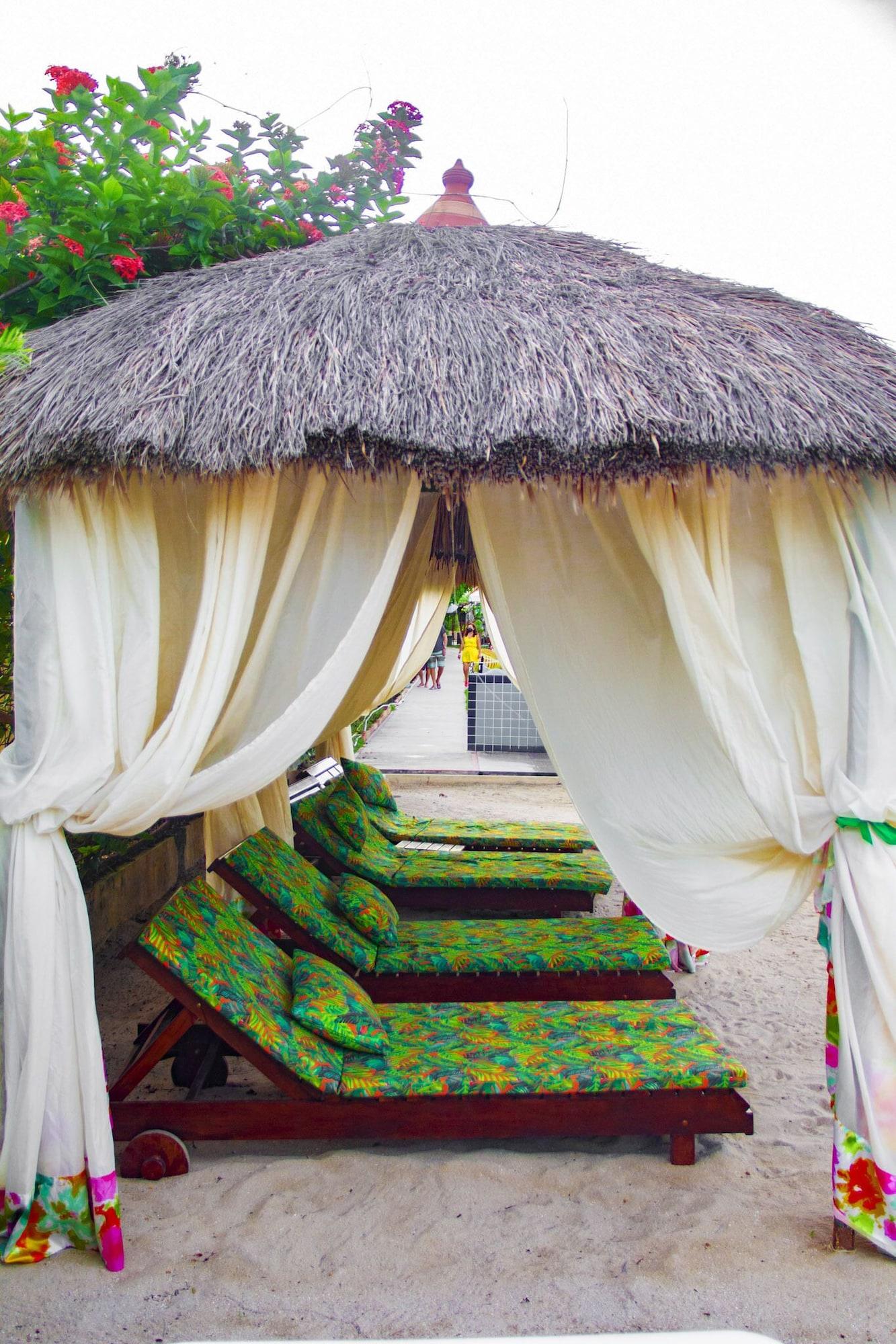 image-housing-carousel