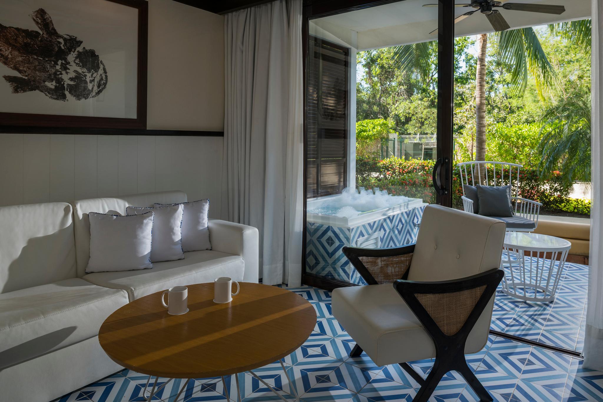 Suite Júnior con Vista al Jardín