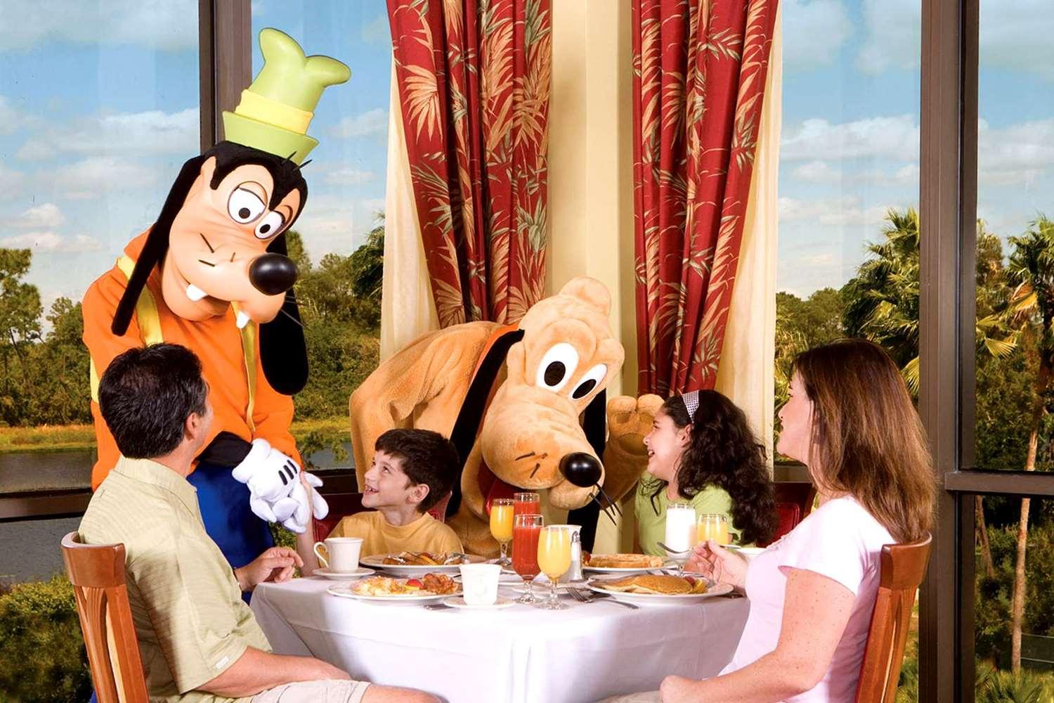 image-housing-carousel