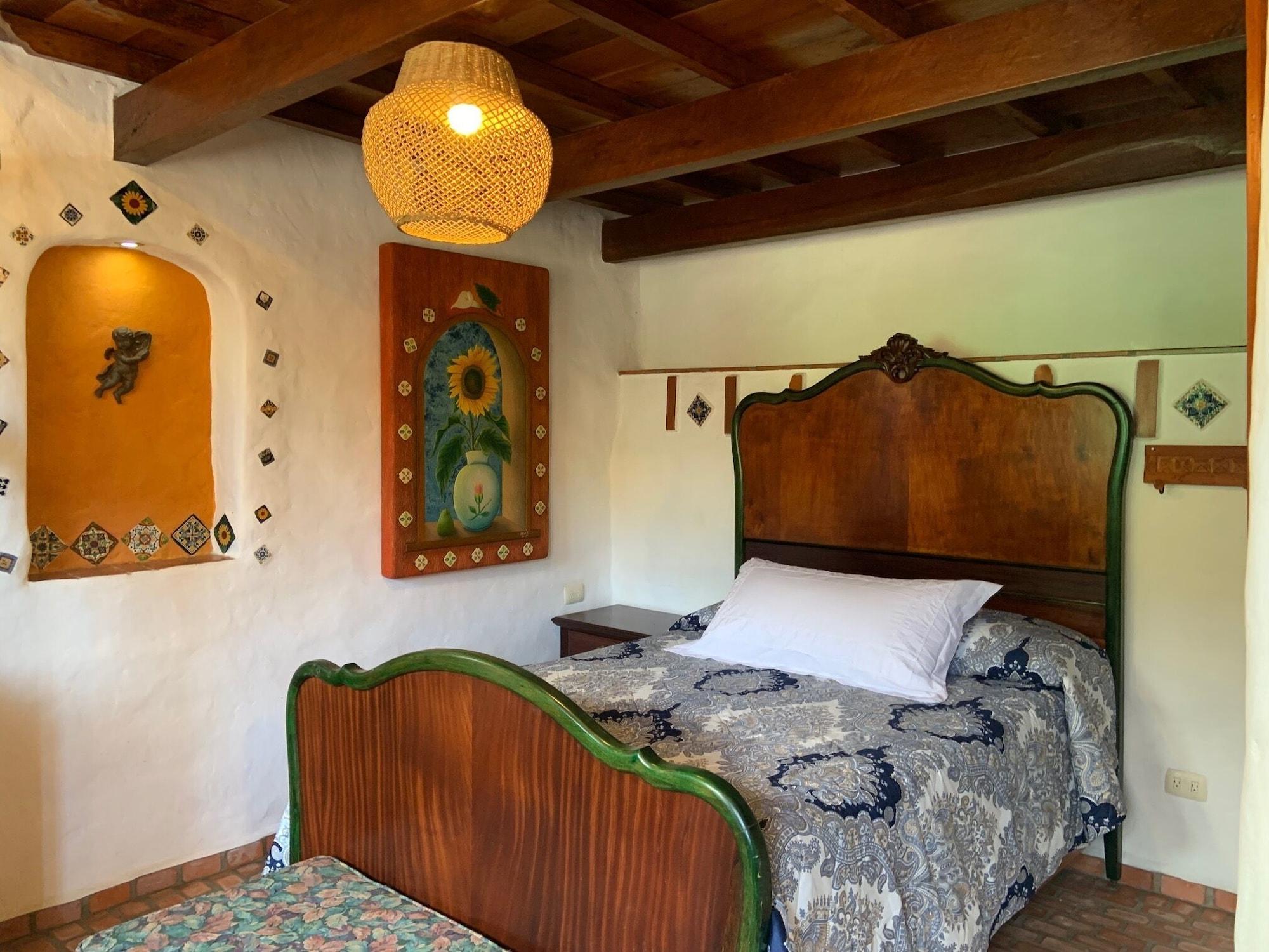 Casa Miguel Arcangel 6
