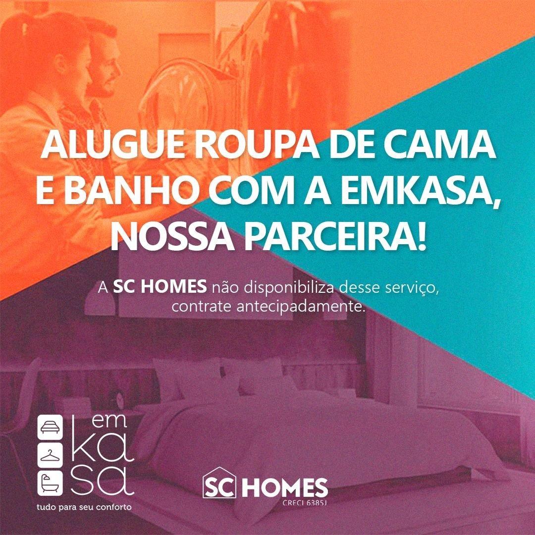 image-housing-carousel