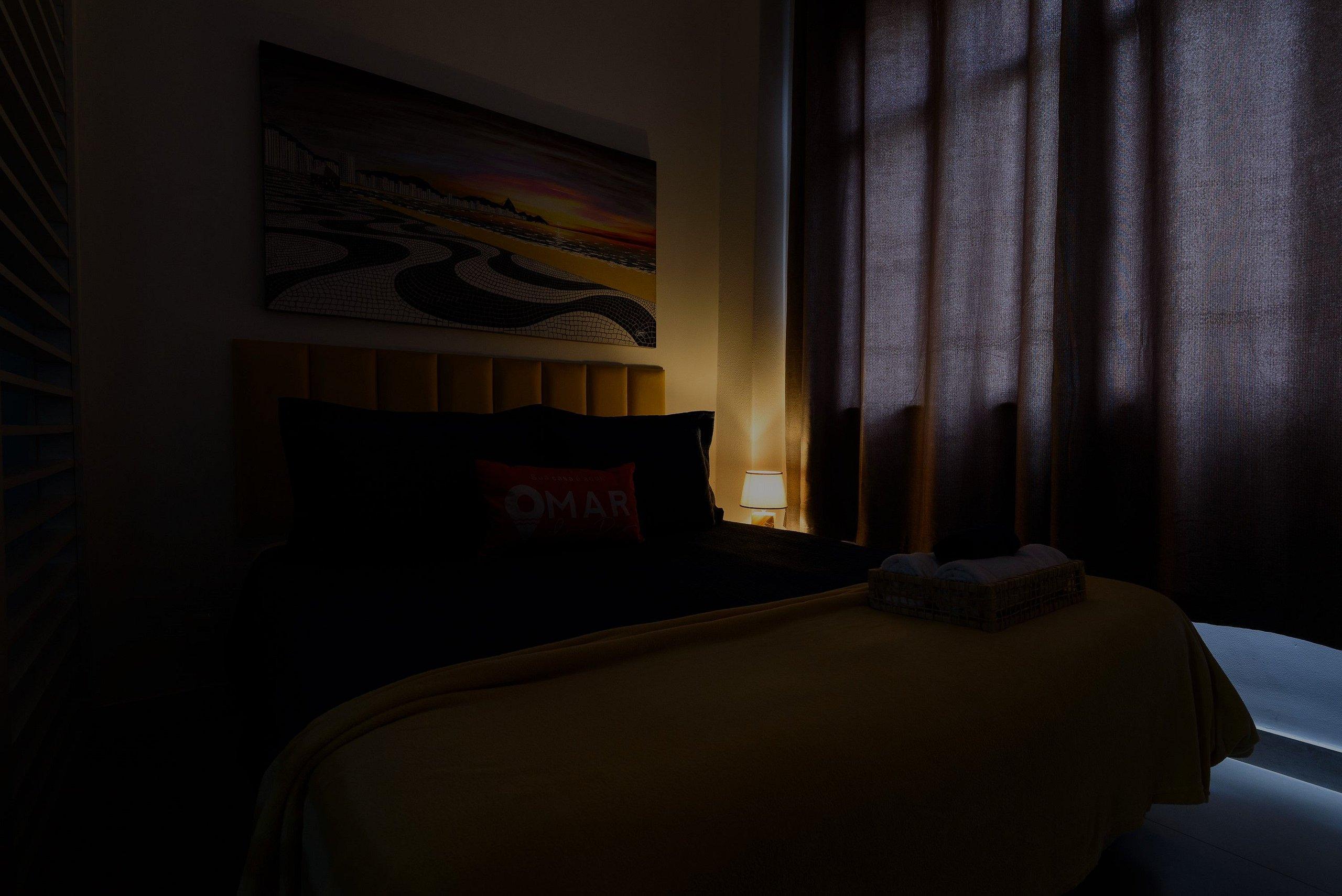 image-housing-carousel