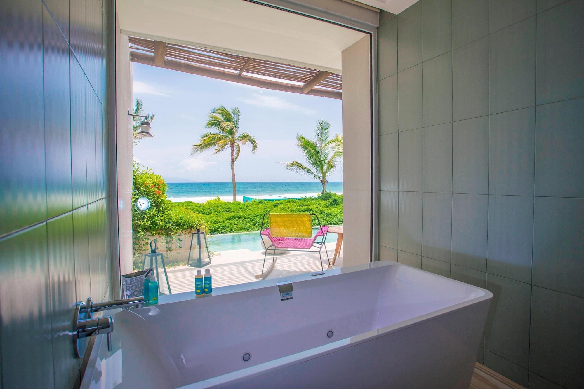 Escape Suite Garden King,  Plunge Pool