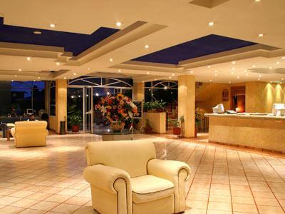 image-housing-carousel